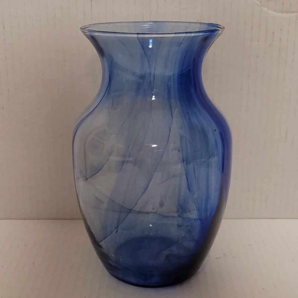 Beautiful Vintage Hand Blown Vase
